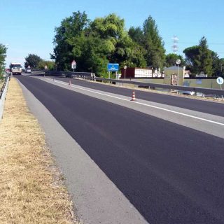 Road surface dressing via slurry microsurfacing - Slurry Srl