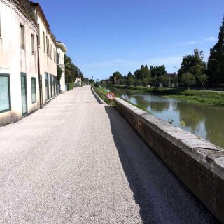 Mira, Venezia - pavimentazione stradale doppio strato emulsione bituminosa - Slurry Srl