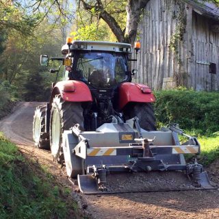 Preparing the road substrate - Slurry Srl